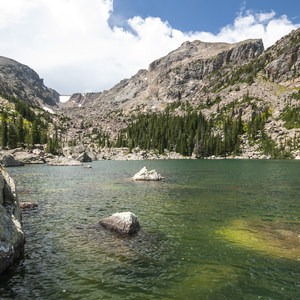 Lake Haiyaha Hike