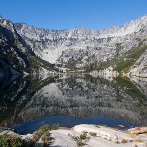 Emerald + Sapphire Lakes