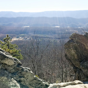 Dragon's Tooth via the Appalachian Trail
