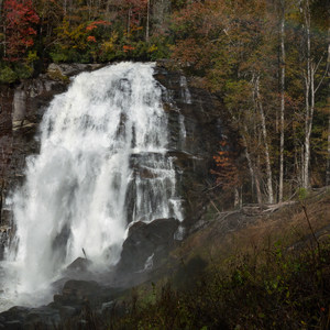 Rainbow Falls + Turtleback Falls