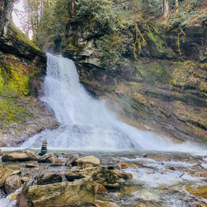 Racehorse Falls