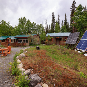 Rampart Creek Hostel