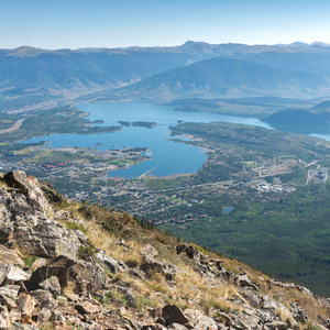 Mount Victoria and Peak 1