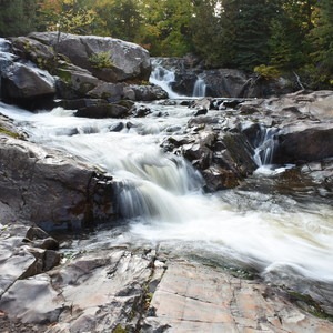 Hike to Yellow Dog Falls