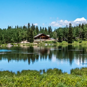 Mesa Lakes Lodge