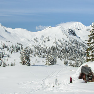 Elfin Lakes Hut