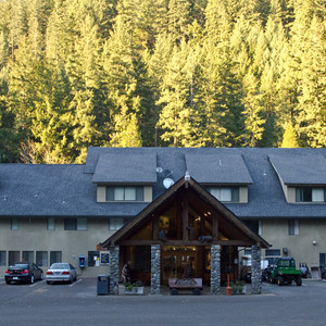 Belknap Hot Springs Resort