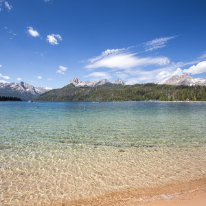 Redfish Lake Outlet Day Use Area