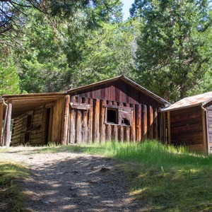 Whisky Creek Cabin