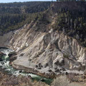 Yellowstone River Picnic Trail