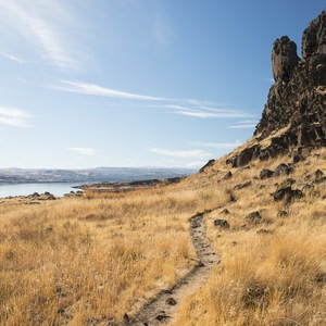 Horsethief Butte Hike + Rock Climbing Area