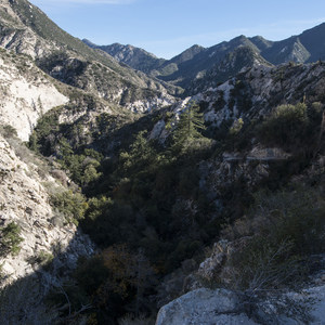 Switzer Falls Hike via Gabrielino Trail