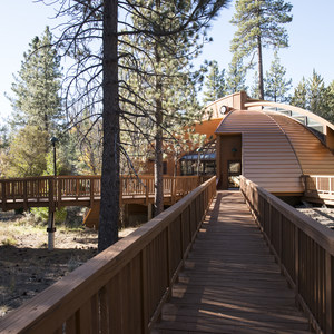 Chilao Visitor Center + Interpretive Trail