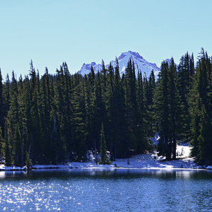 Demaris Lake