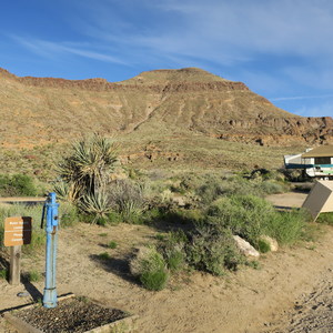 Hole-In-The-Wall Campground