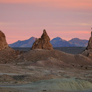 Trona Pinnacles