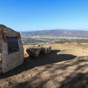 Hollywood Sign via Hollyridge Trail