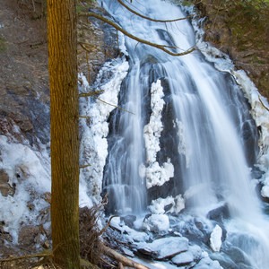 Moss Glen Falls