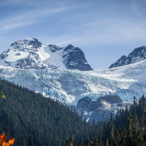 Joffre Lakes Hike