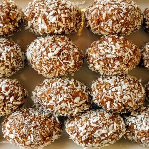 Recipe: Spice Bites, a Trail Snack for the Health Conscious