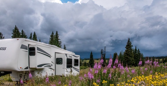 Dumont Lake Campground