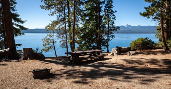 Crescent Lake Campground