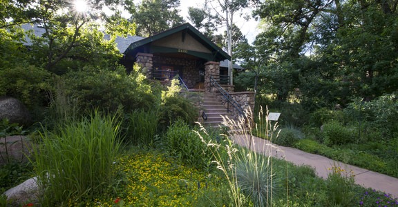 North Cheyenne Cañon Park