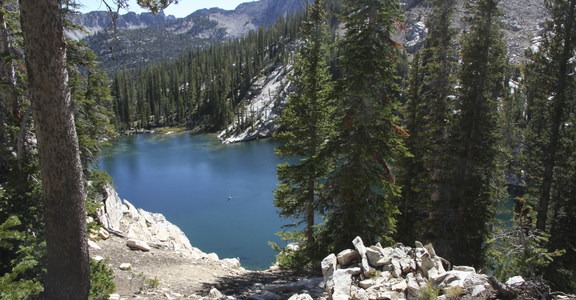 Edith Lake and Sand Mountain Divide