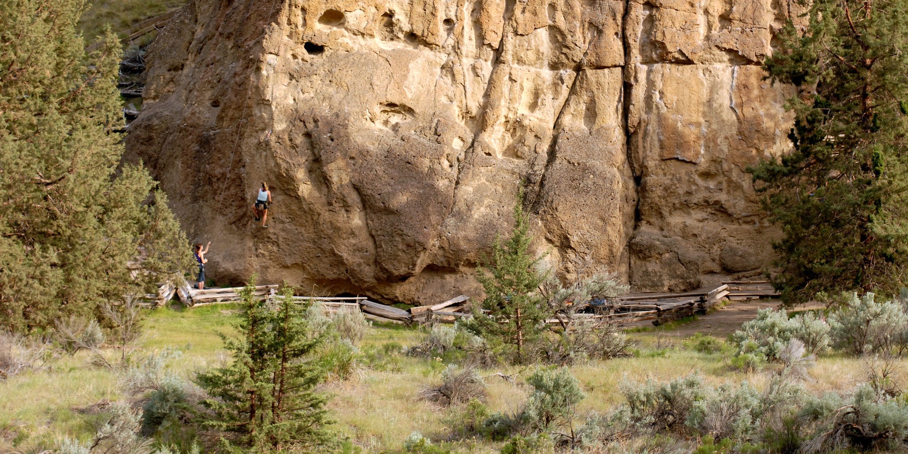 Smith Rock, River Trail Hike Outdoor Project