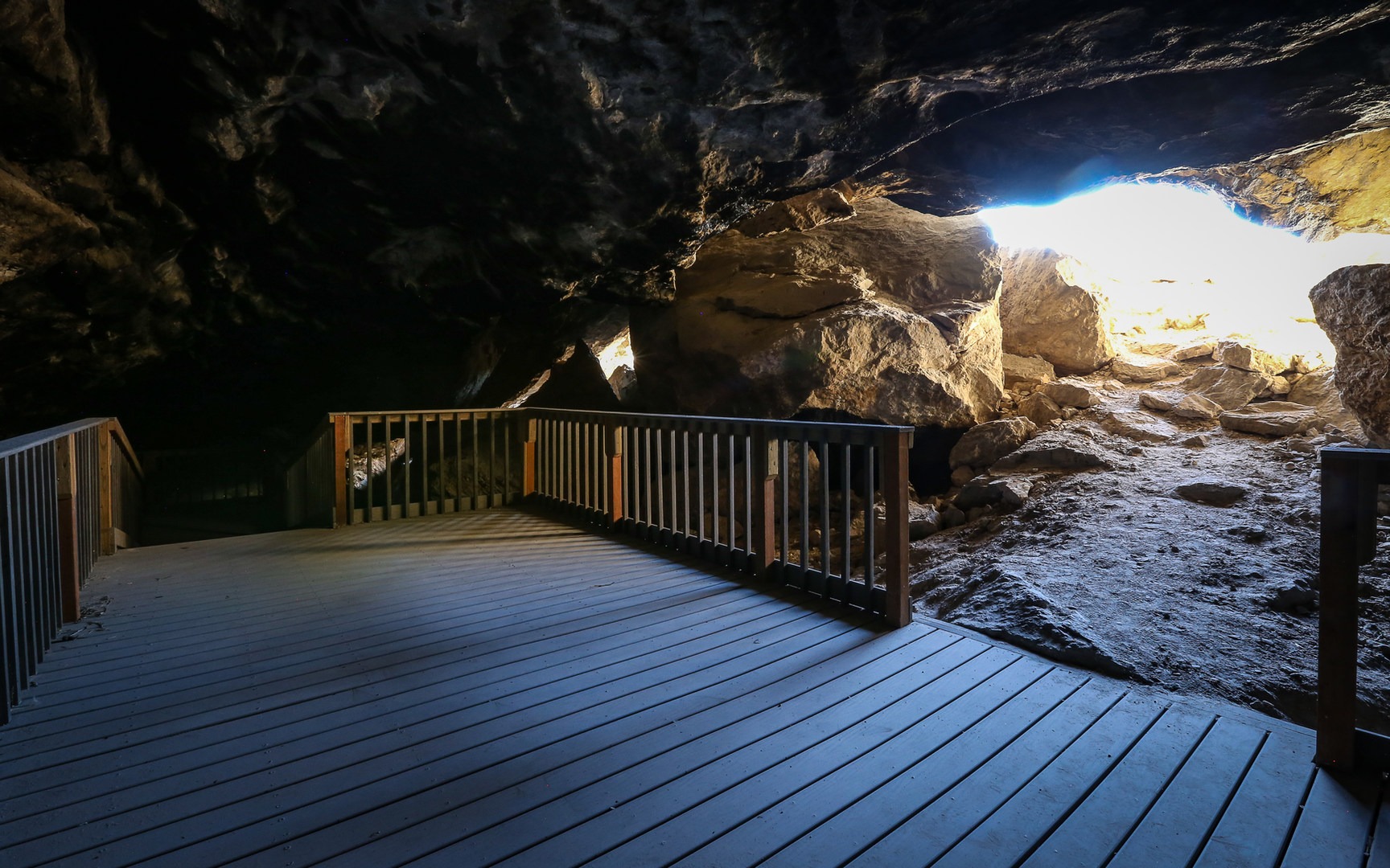 Lovelock Cave Outdoor Project