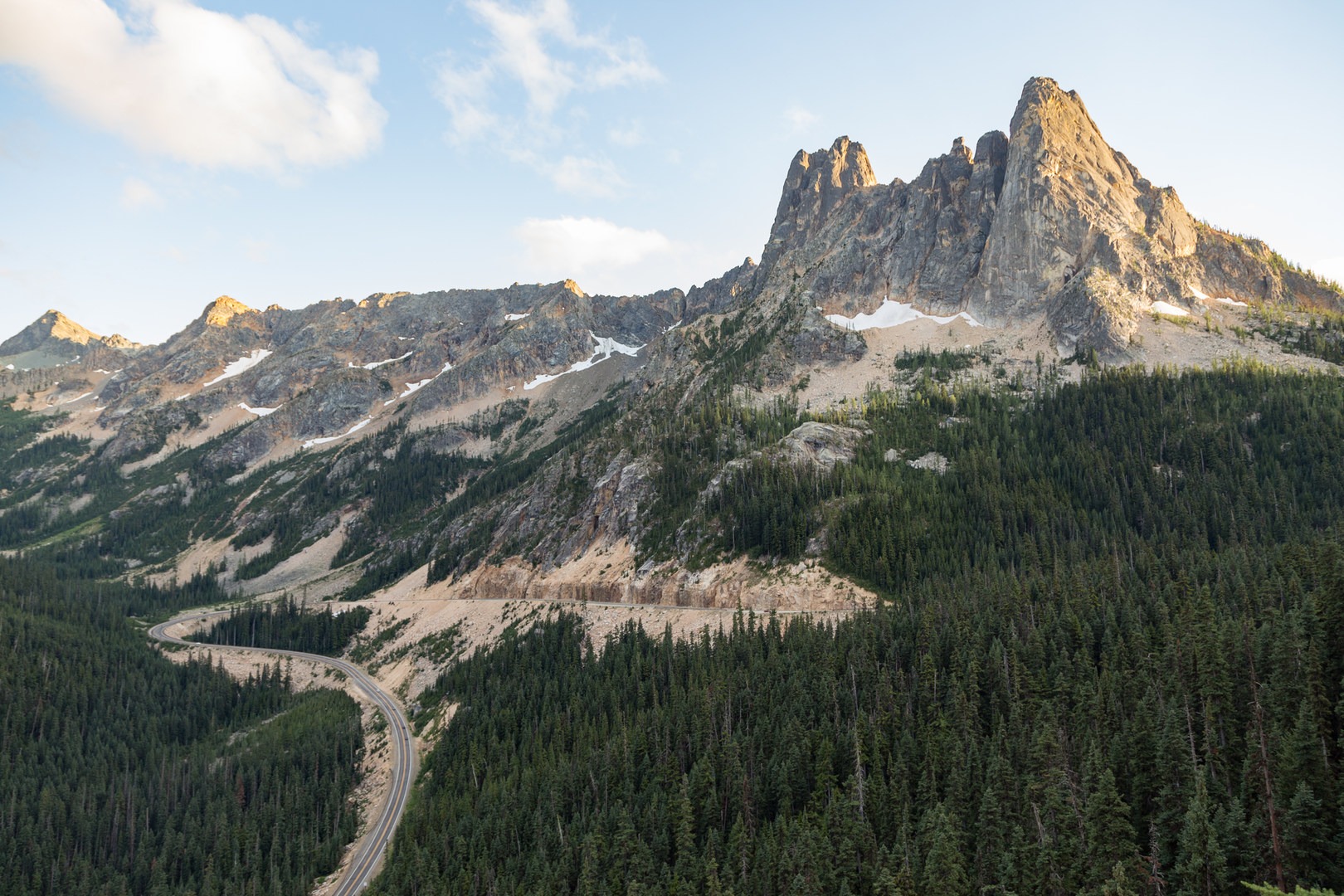 Washington Pass Overlook Outdoor Project