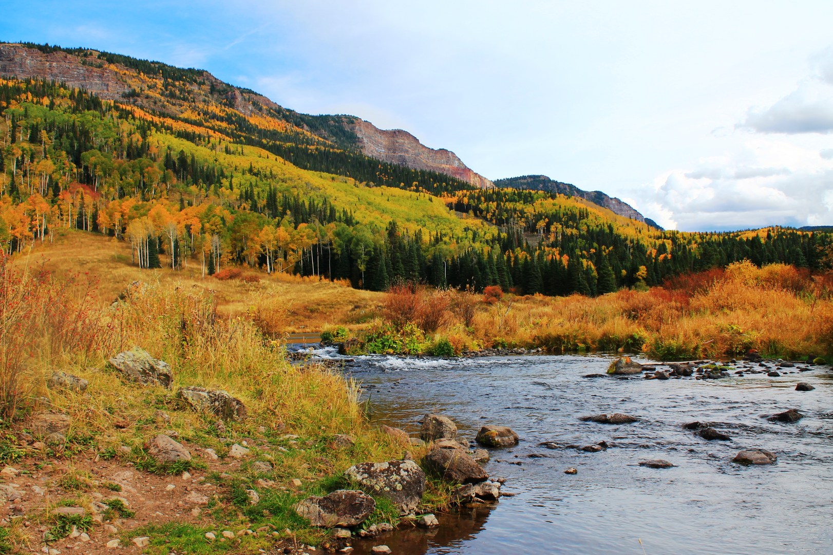 River winding along the Marvine Lake Trail.