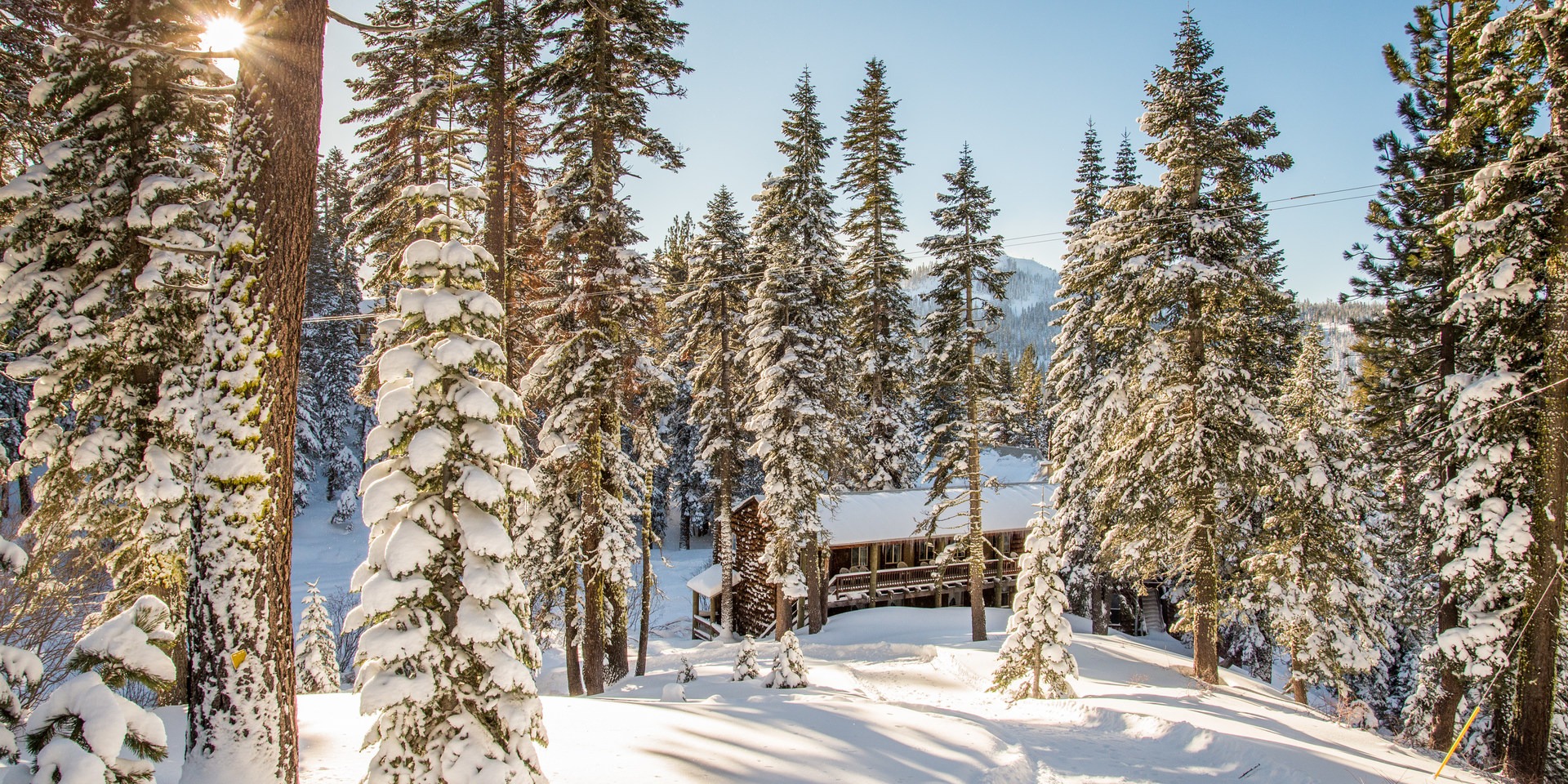 Backside of the Clair Tappaan Lodge.