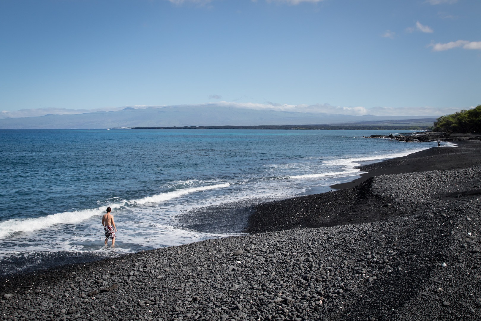 The day use parking area near the campsites.