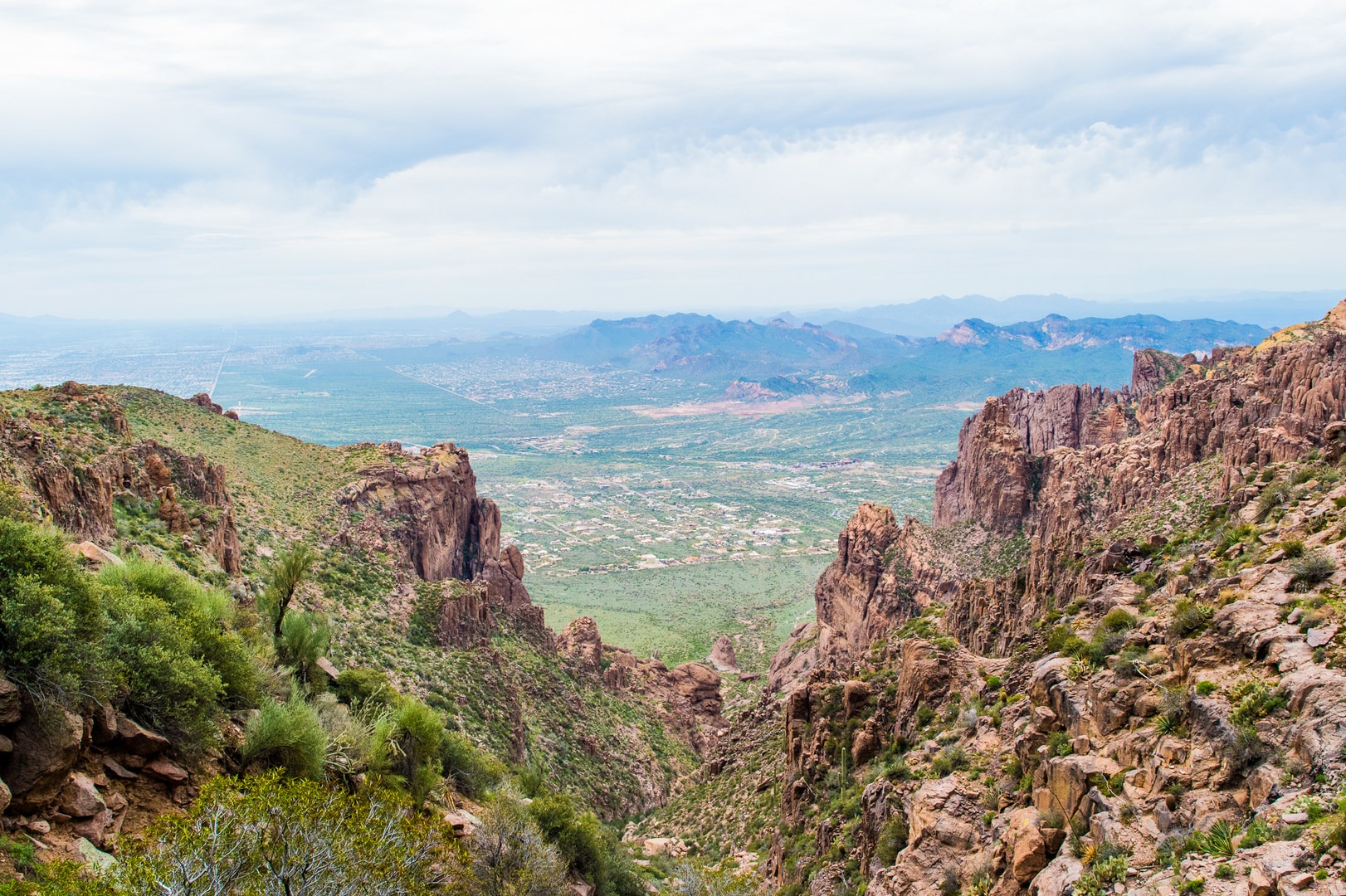 Views from the Siphon Draw Trail.