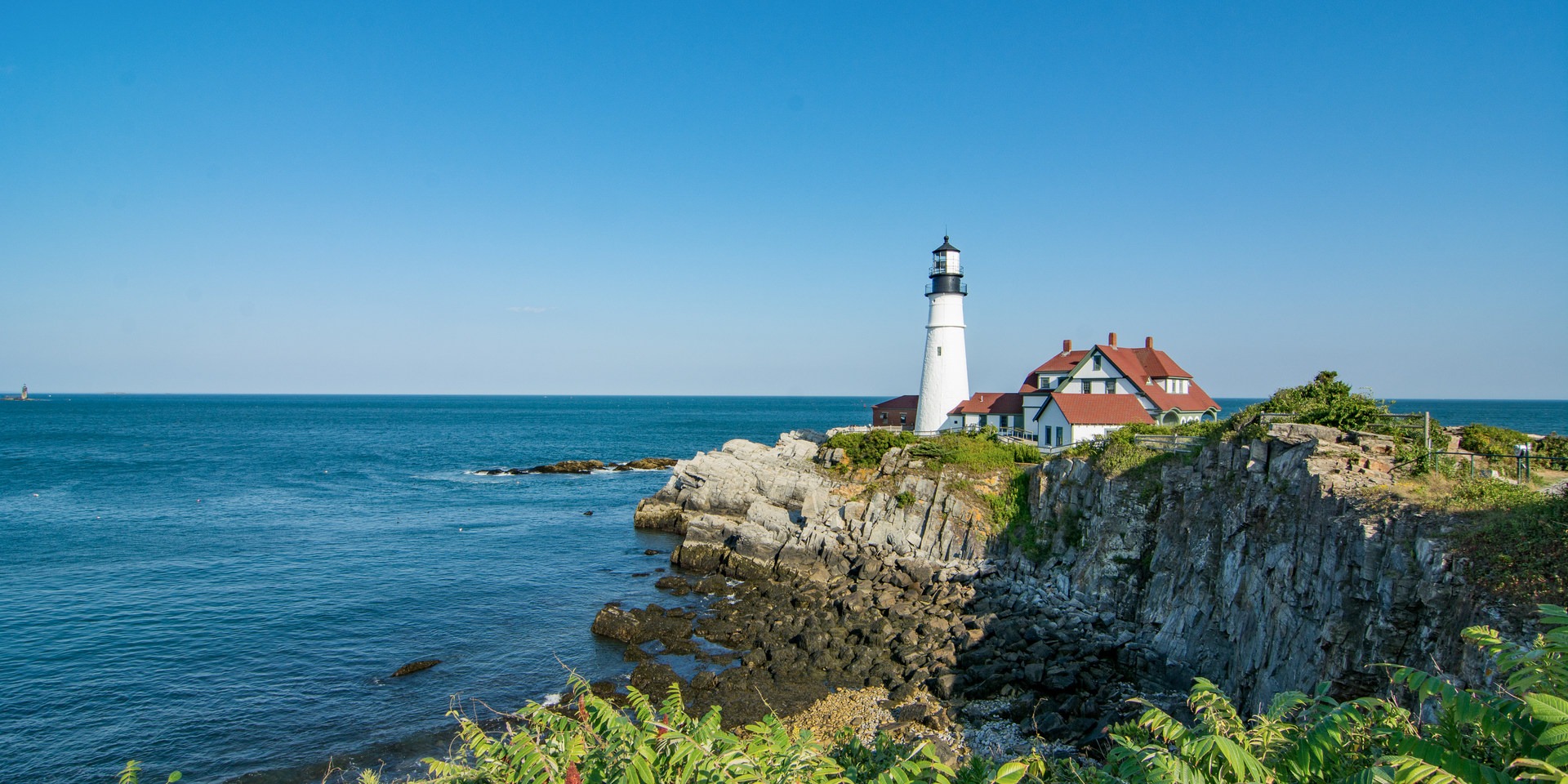 Looking south to the Portland Head Light from a viewpoint.