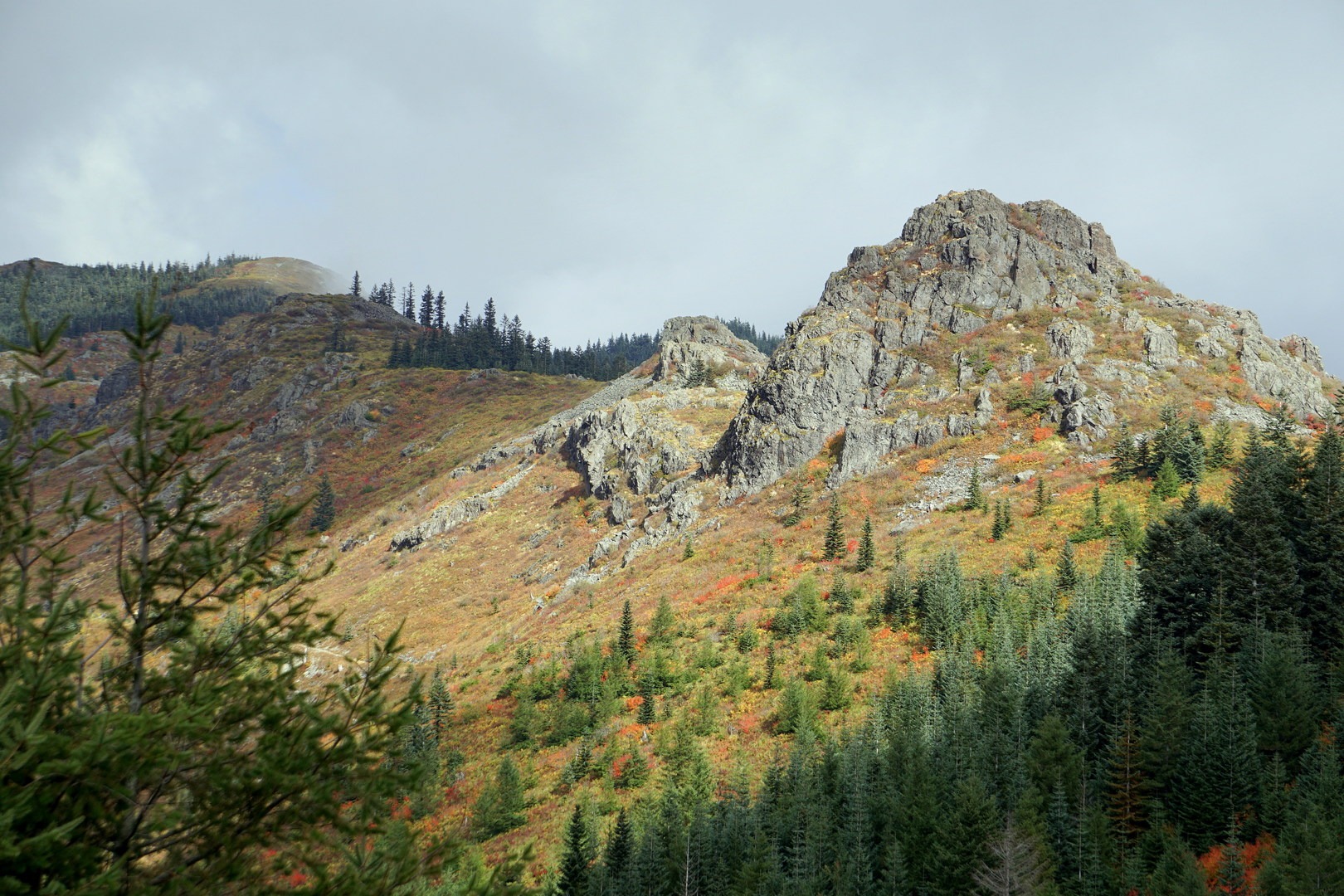 Midway up, looking toward Pyramid Rock.