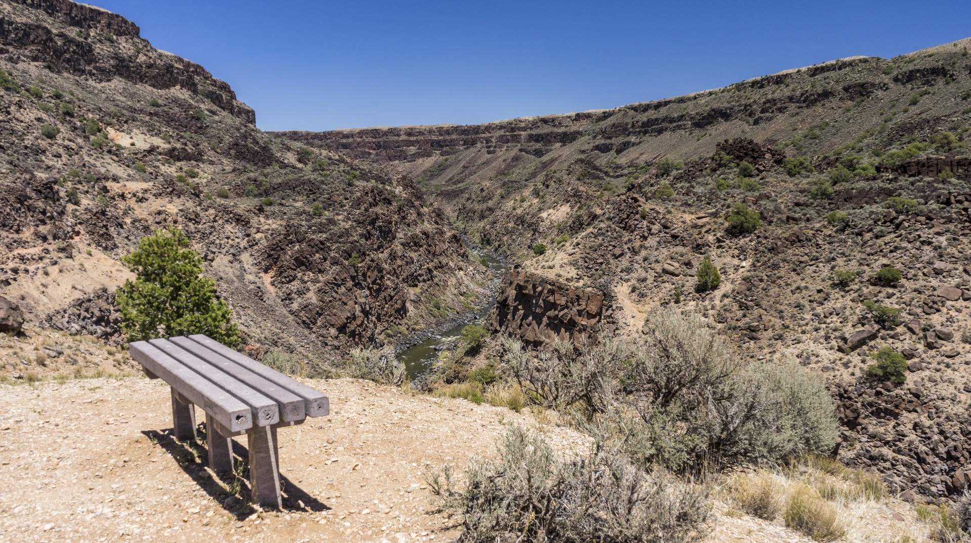 At last, the overlook.