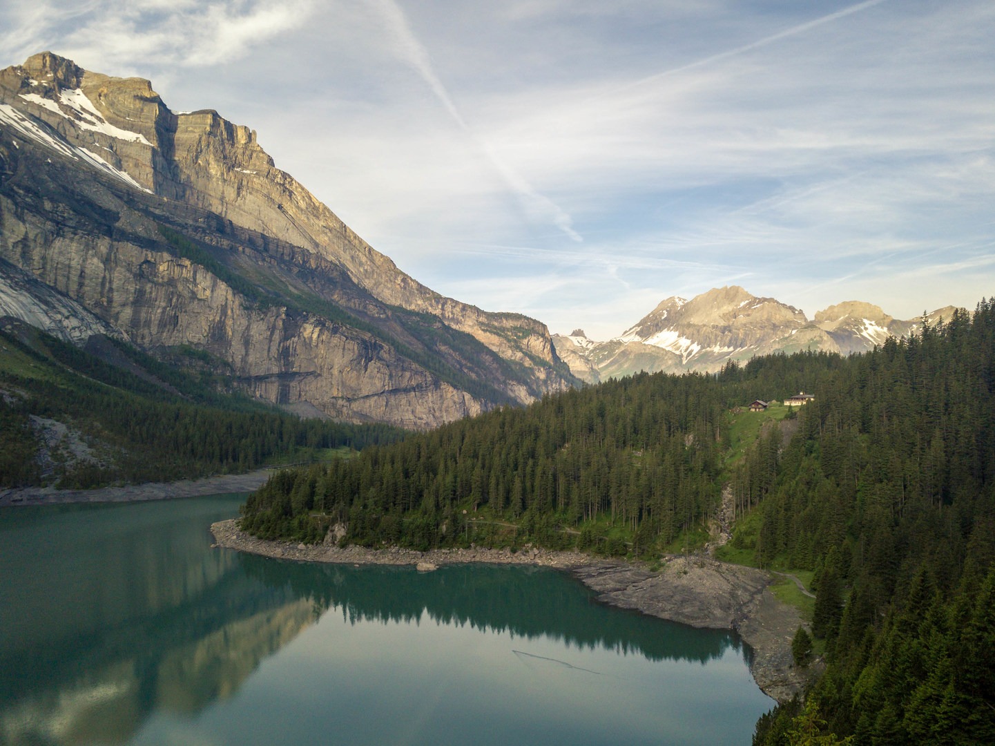 Oeschinensee seen from the trail to Oberbärgli.