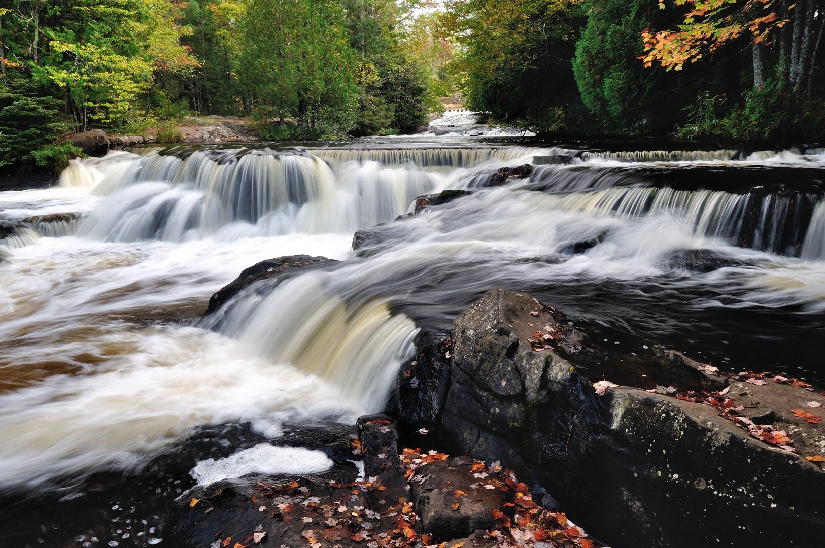 Cascades above the main falls.