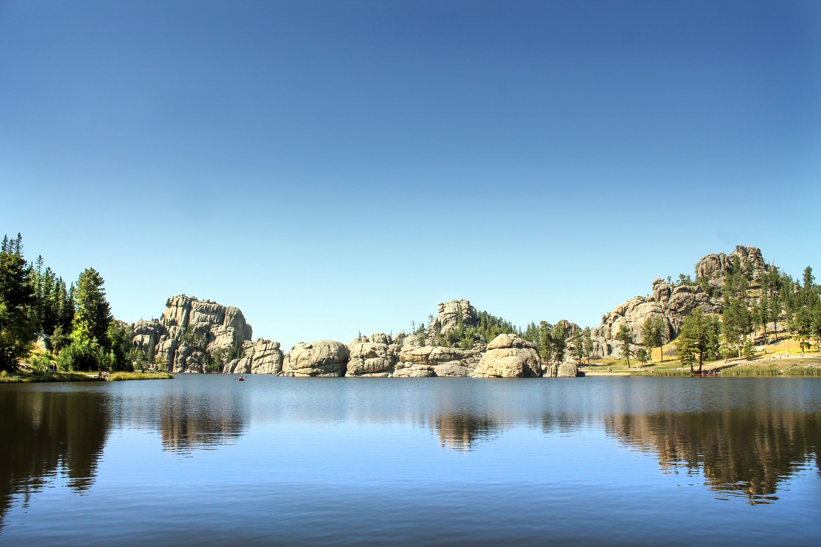 An overview of Sylvan Lake.