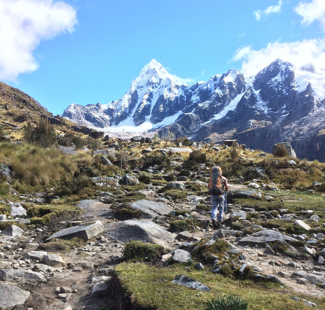 Heading up to Punta Union Pass.