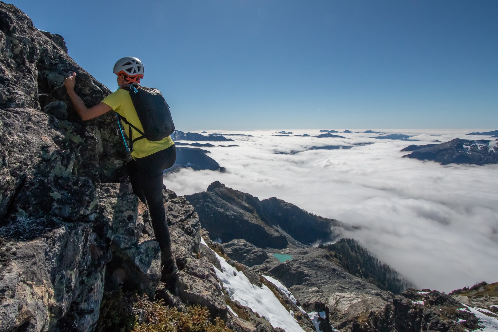 The scrambling here requires good footwork and offers solid holds.