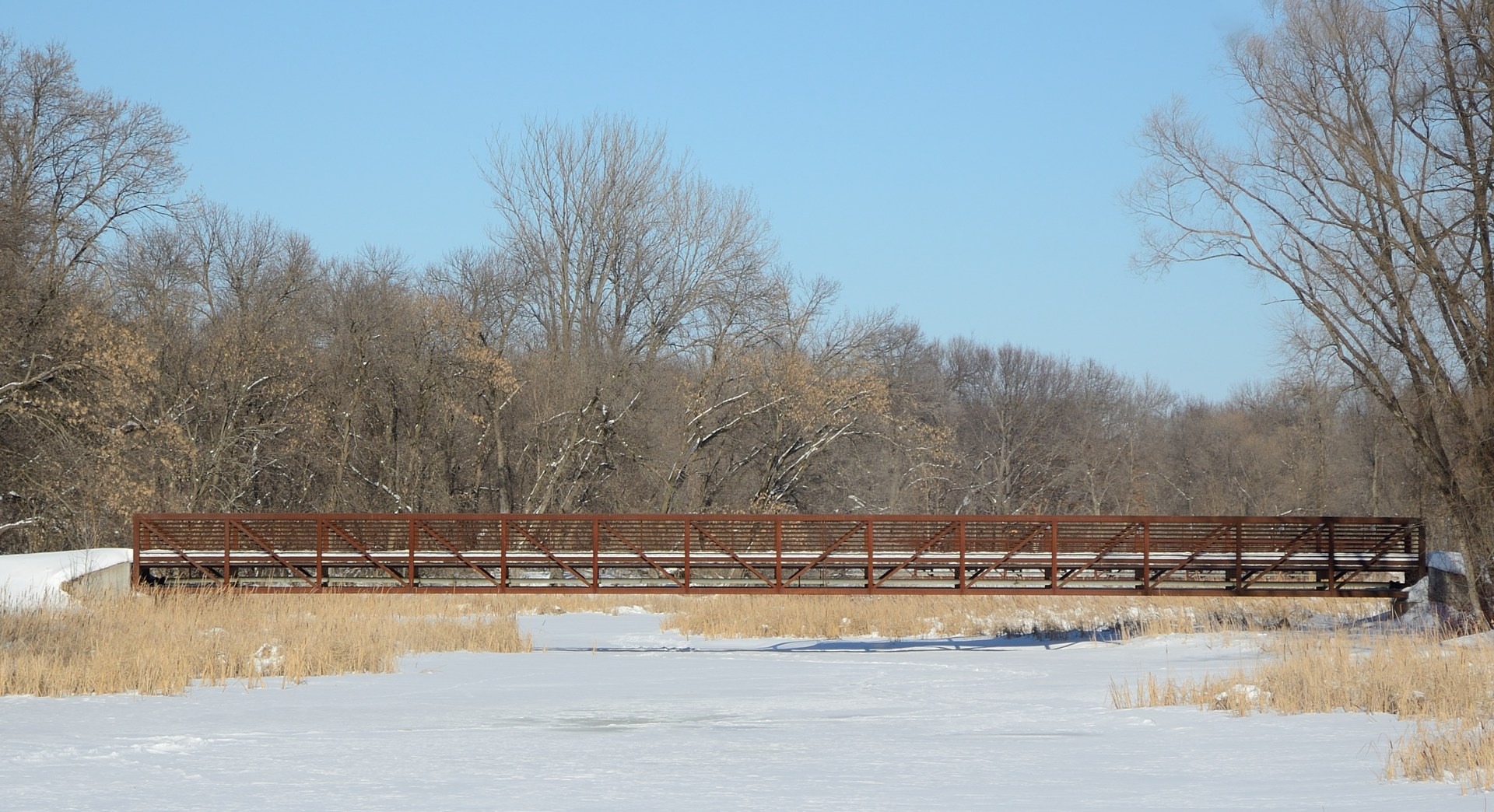 Bridge over Rice Creek used by skiers.