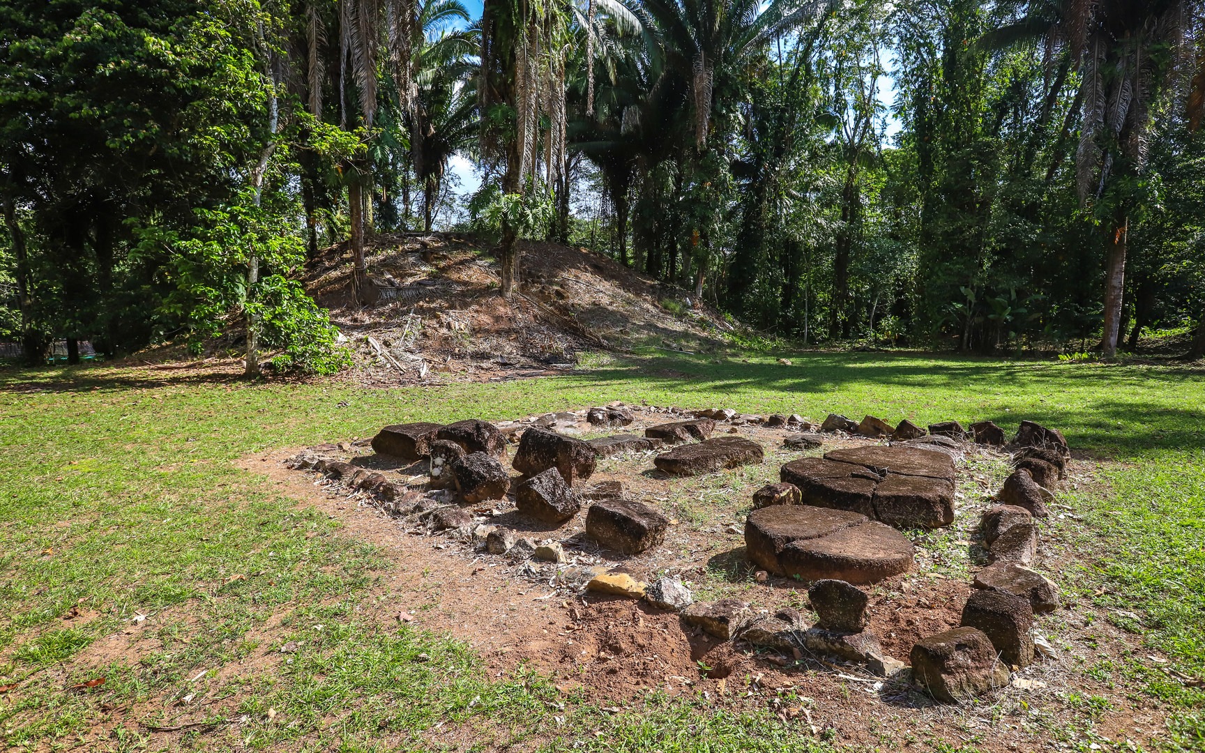 The site contains 11 structures, with only some test digging being done to develop the site so far.