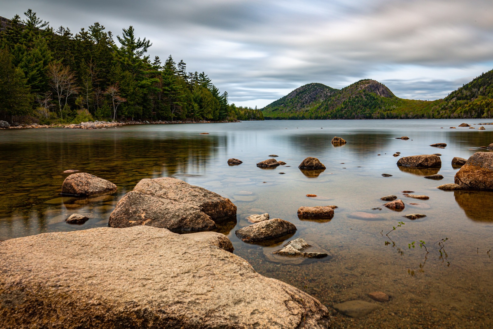 North Bubble and South Bubble in the distance above Jordan Pond.
