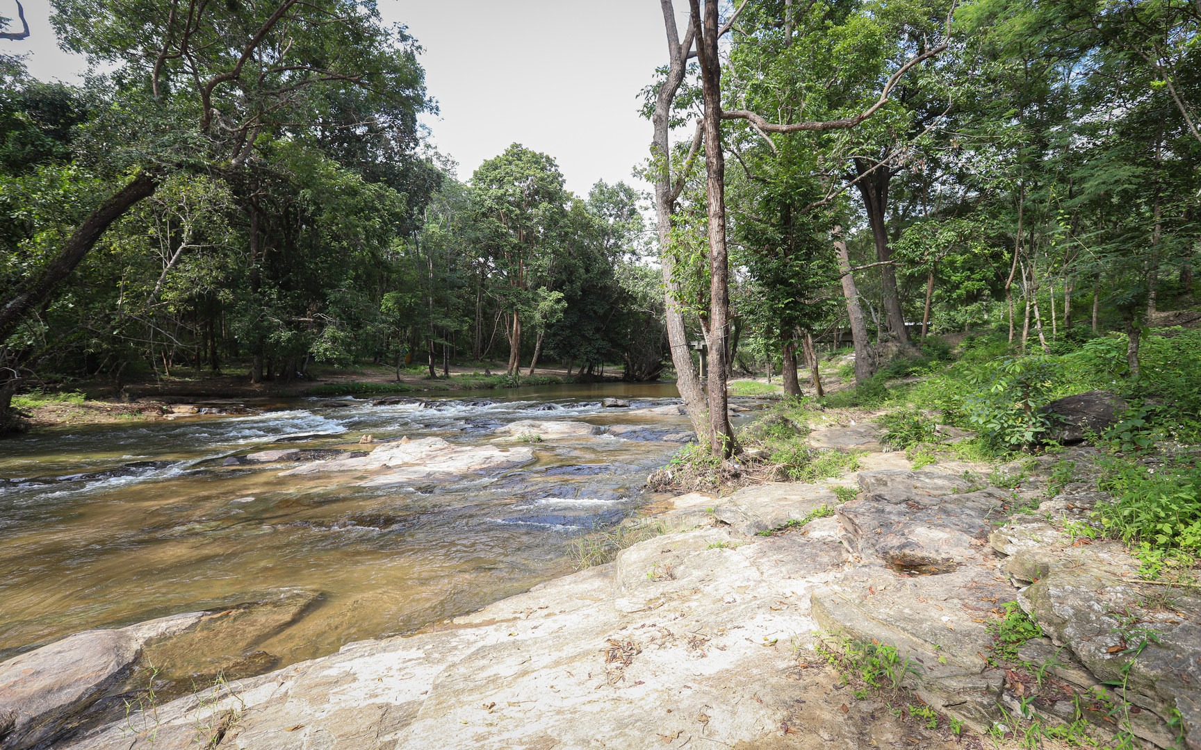 There are relatively few good wading areas inside Doi Inthanon National Park, making Wang Muang's shallow flow a popular spot.