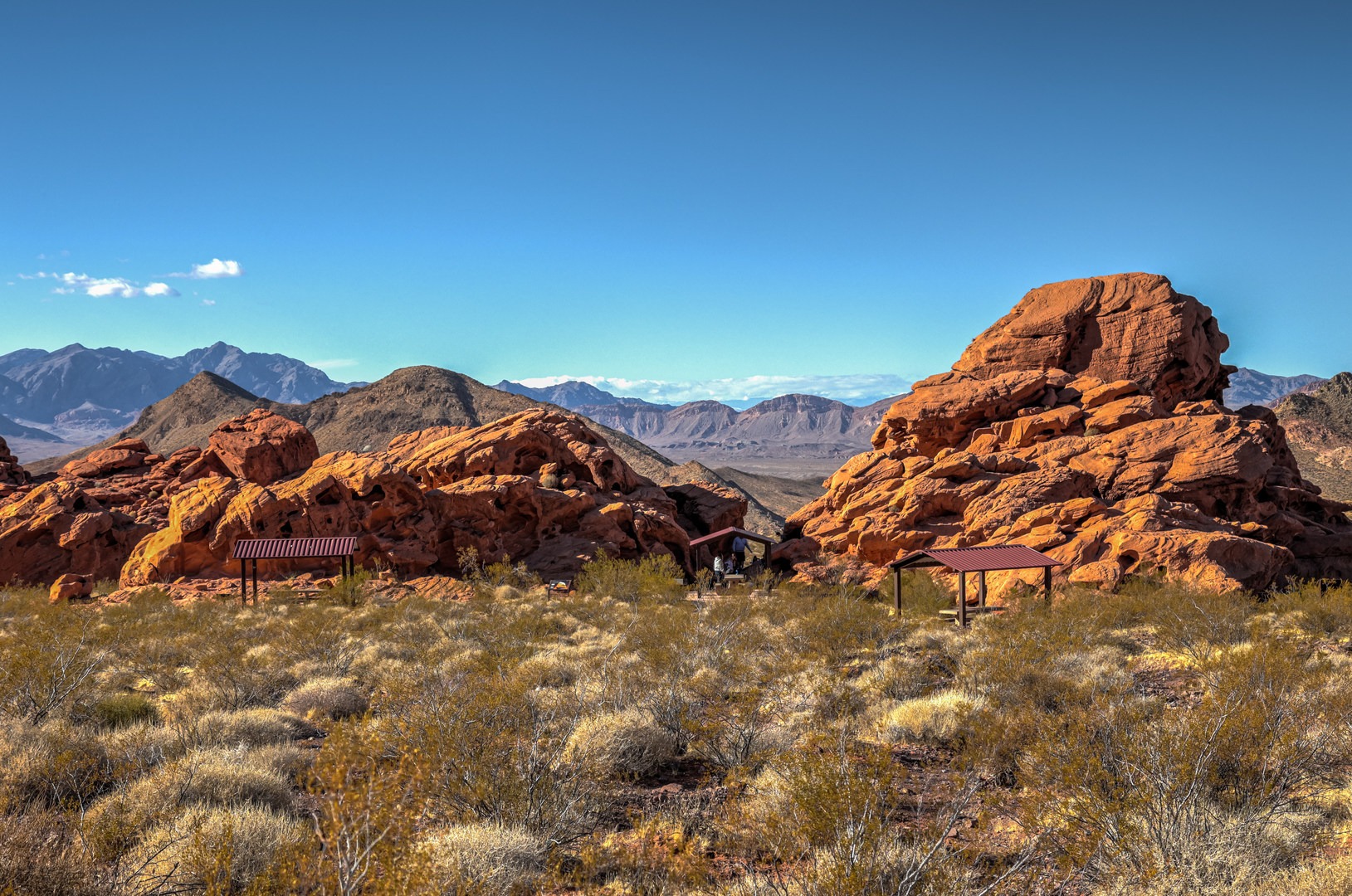 Walking around the various wash trails offers a perspective of just how large these sandstone formations are.