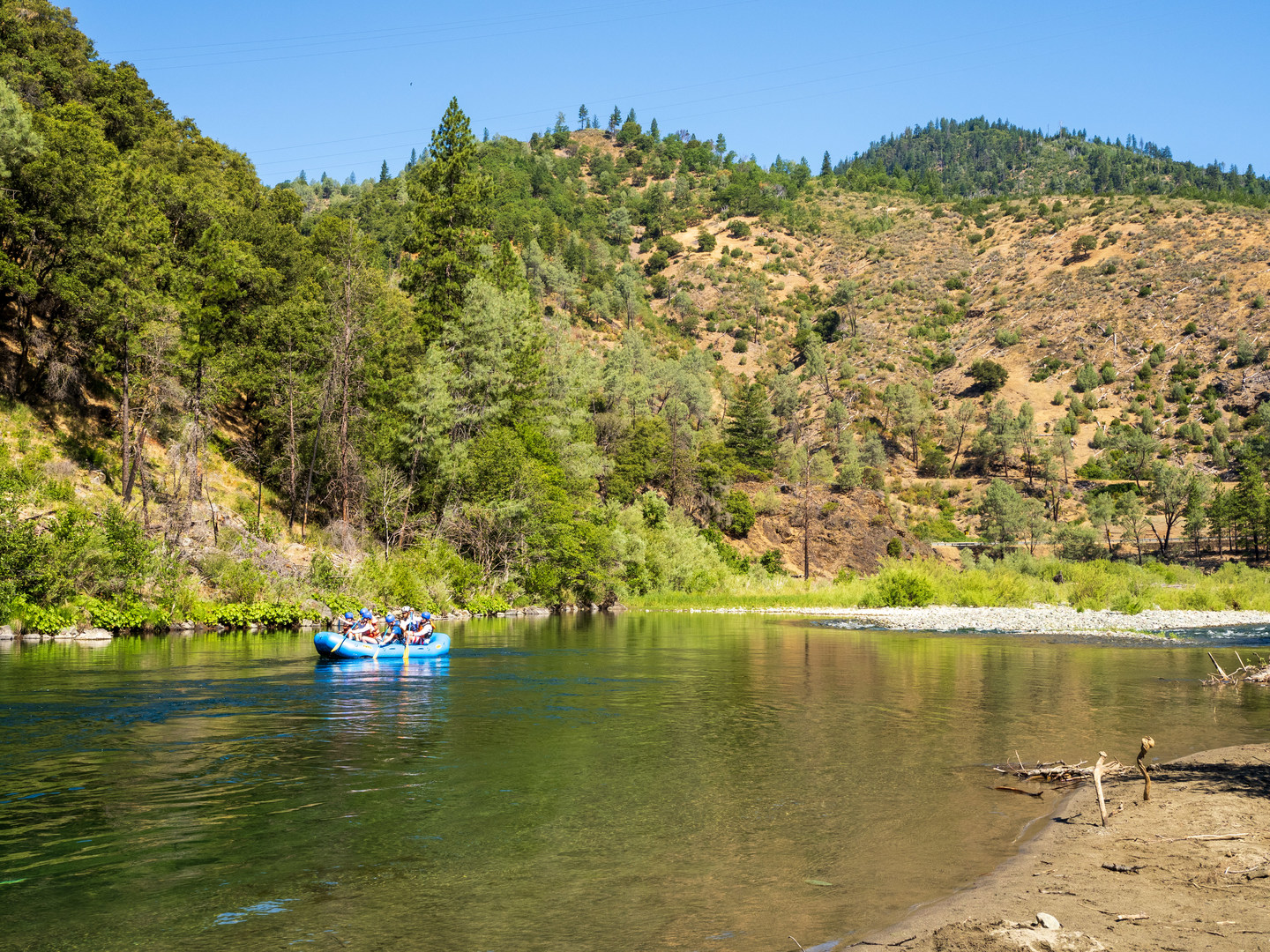 Rafters enjoying the Trinity River at Pigeon Point.