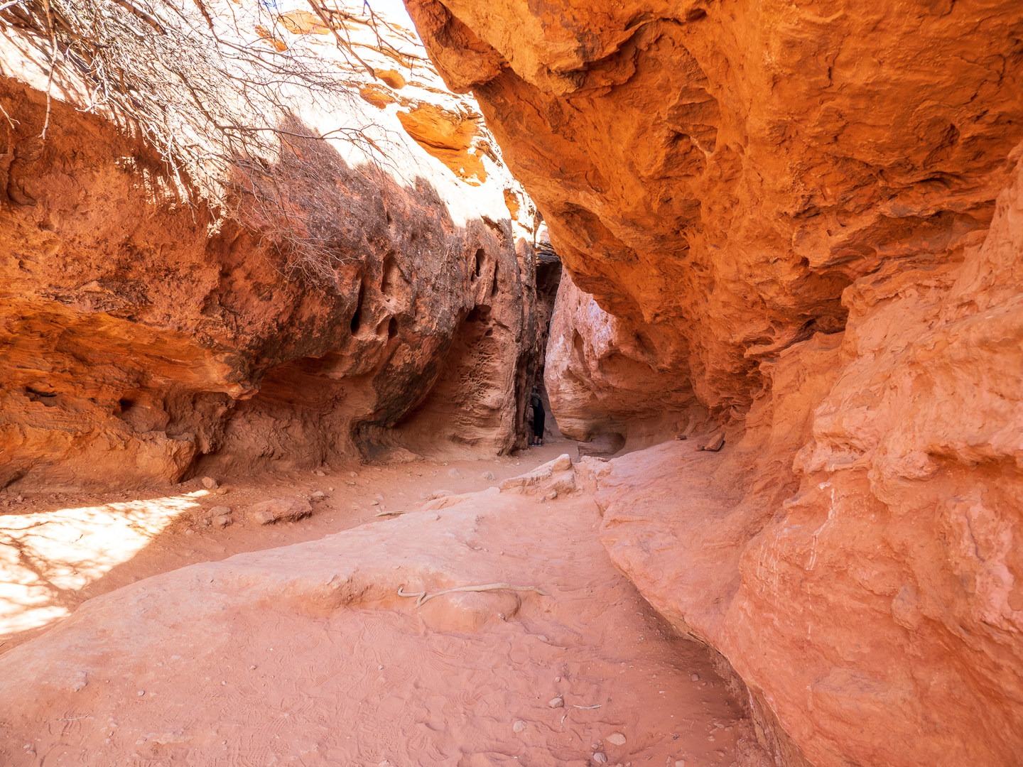 Entering the narrows.